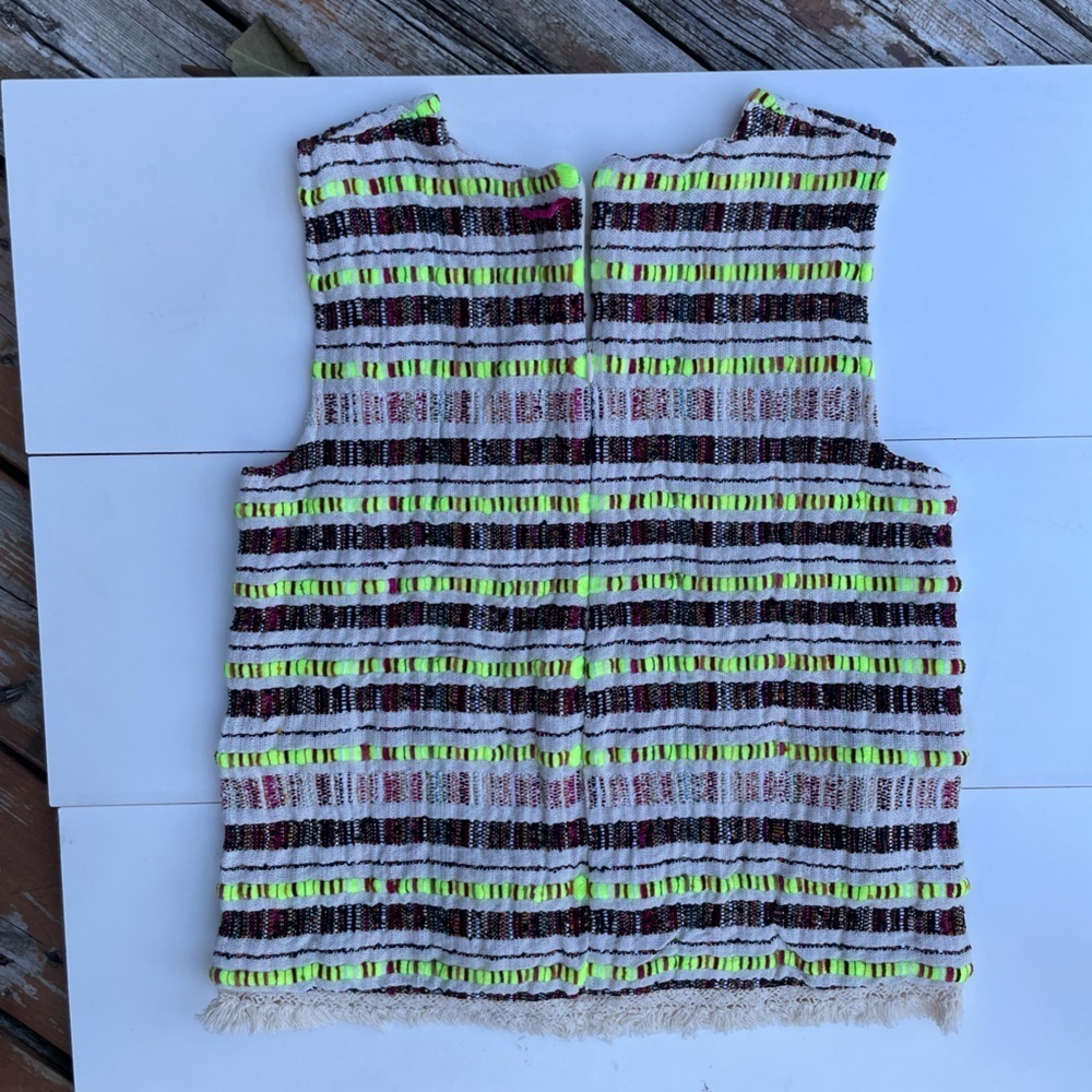 Mango Beautiful Shorts & Top Set - Picture 6 of 10